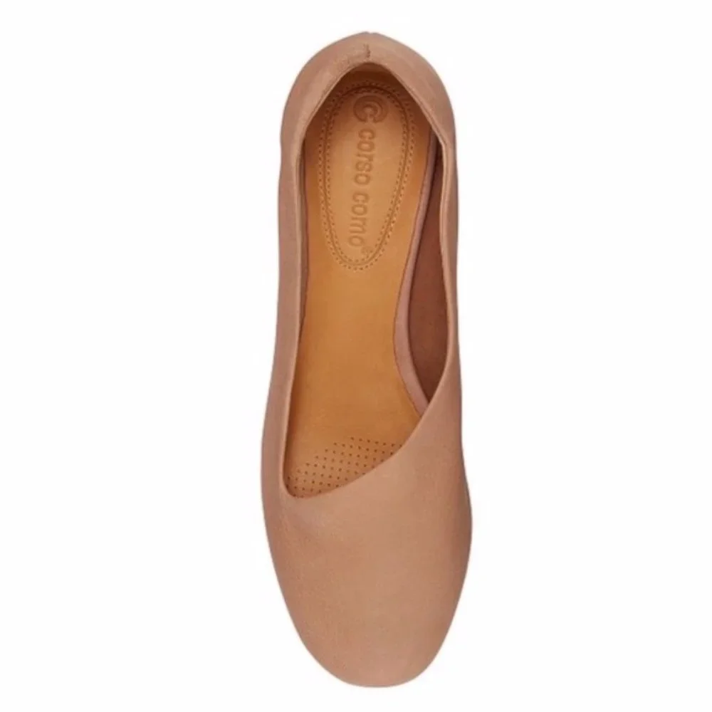 REDUCED CORSO COMO Honey Dew Beige Leather Asymmetr Comfort Pump 9.5 M BETSIE